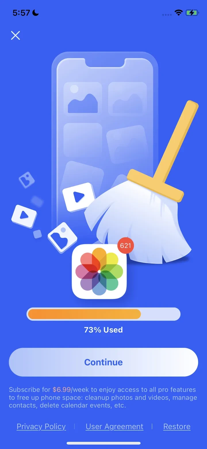 CleanerGo: Free up space paywall screenshot